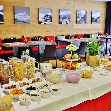 Elite Alpine Lodge - Apart & Breakfast ซาสฟี ภายนอก รูปภาพ